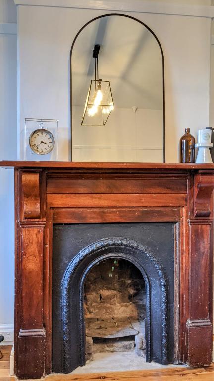 Roseland Cottage - CBD Heritage - Accommodation Search 1