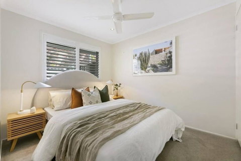 Riviera Road Miami - 4BRM Dual Villa - Accommodation Search 1