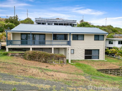 Rocky Retreat At Emu Park - Accommodation Search 1