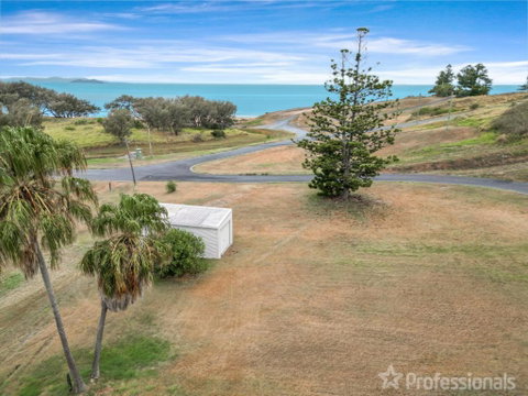 Rocky Retreat At Emu Park - Accommodation Search 3