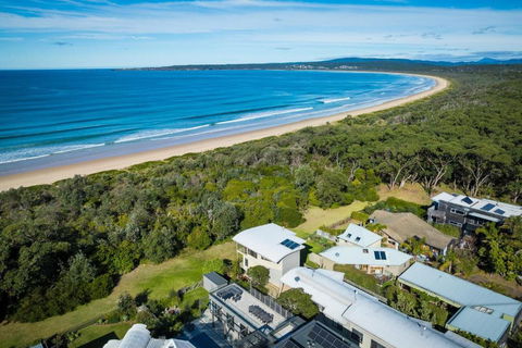 Rolling Waves 3 - Beach Access & Pet Friendly! - Accommodation Search 0