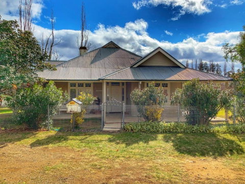 Roma Cottage On Roma Orchard - Accommodation Search 0