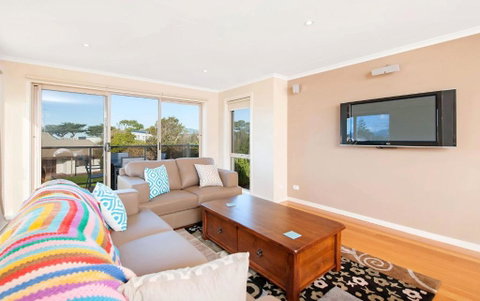Rose - Accommodation Search 1