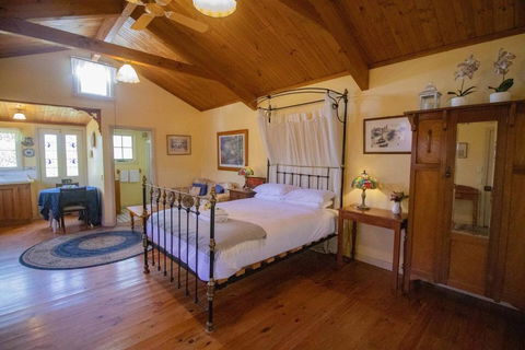 Rose Petal Cottage - Accommodation Search 2
