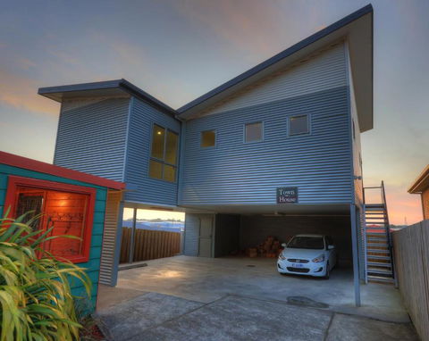 Rosebank Cottage Collection - Accommodation Search 2