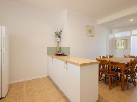 Rosella Perch - Accommodation Search 2