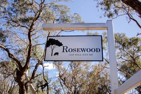 Rosewood Cottage - Accommodation Search 0