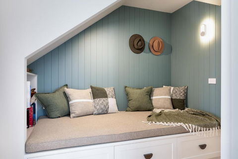 Rosewood Retreat New Luxury Home - Accommodation Search 3