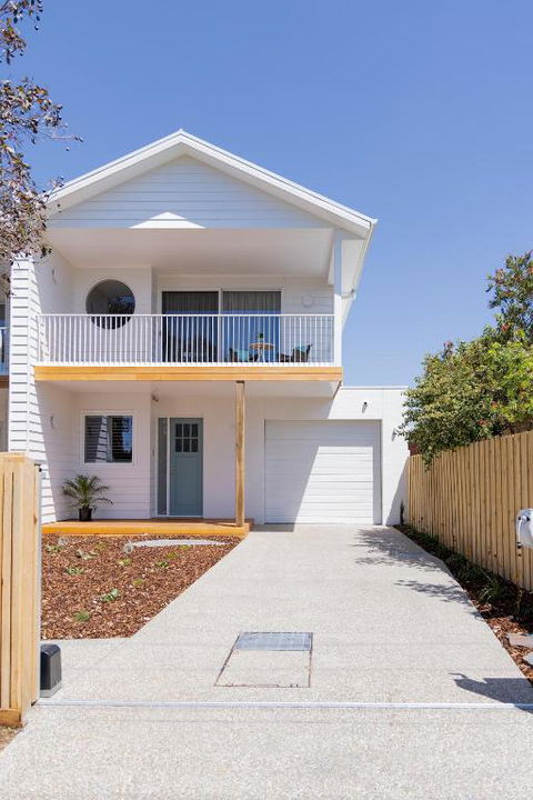 Rosewood Retreat New Luxury Home - Accommodation Search 1