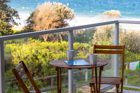 Royal Surf - Direct Beachfront - Accommodation Search 1