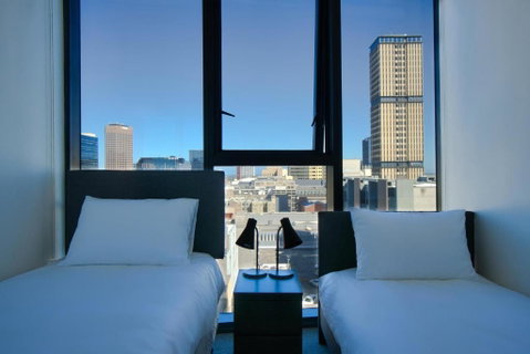 Rundle Retreat - 2BR Apartment With Stunning Views - Accommodation Search 2