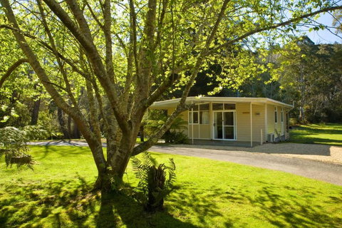 Russell Falls Holiday Cottages - Accommodation Search 0