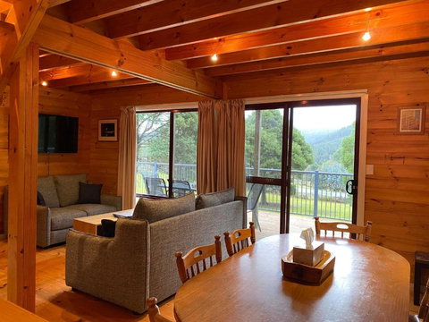 Russell Falls Holiday Cottages - Accommodation Search 3