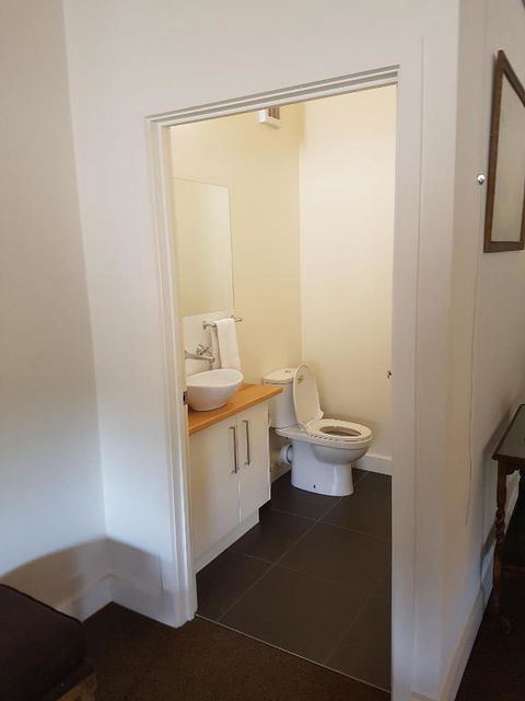 Saladin Lodge - Accommodation Search 1