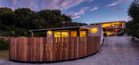 SALT Luxury Couples Bungalow - Accommodation Search 3