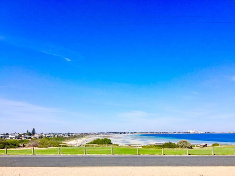 SALT @ North Beach WALLAROO (absolute Beachfront) - Accommodation Search 0