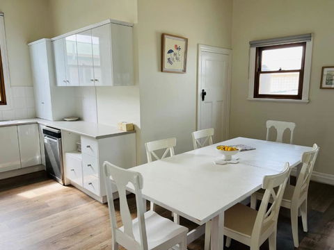 Saltwater Bungalow - WiFi - Accommodation Search 3