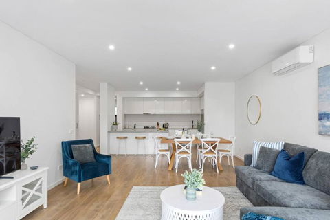 Saltwater Escape - Contemporary Seaside Stunner - Accommodation Search 1