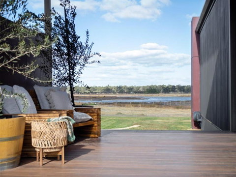 Samphire Chalet Peppermint - Accommodation Search 2