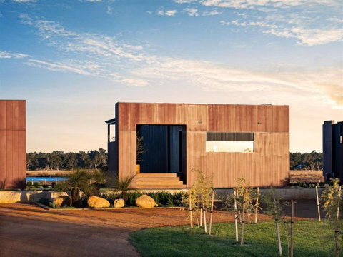 Samphire Chalet Peppermint - Accommodation Search 0
