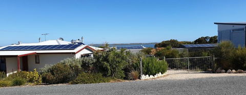 Samphire: Coorong Accommodation - Accommodation Search 3