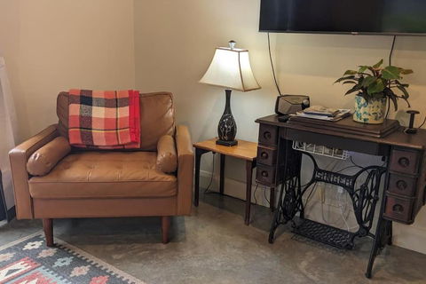 Samsara Farm Cottage - Stunning Hinterland Oasis - Accommodation Search 2
