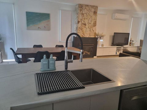 Sand Dunes - Accommodation Search 2