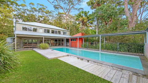 Sand & Sea - Pearl Beach With Pool - Accommodation Search 1