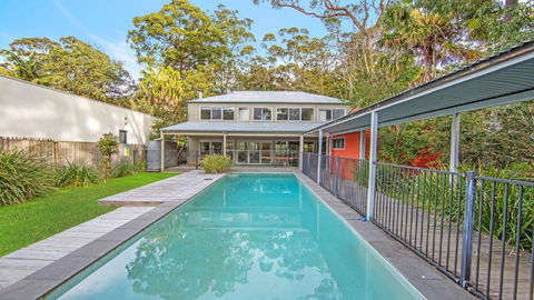 Sand & Sea - Pearl Beach With Pool - Accommodation Search 0