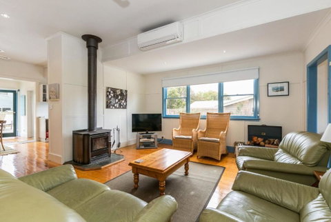 Sand Surf And Sunshine - Accommodation Search 2