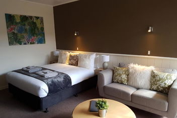 Sandpipers @ Millicent with Accommodation Search