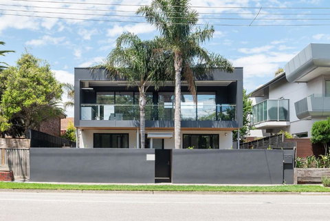 Sandringham Sunshine Escape - Accommodation Search 2