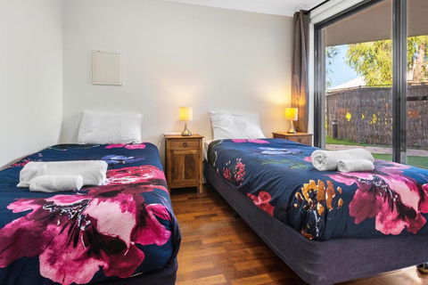Sandbar Cape View Resort - Accommodation Search 3