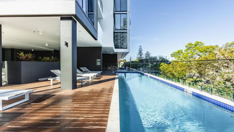 Sandbar Burleigh - Accommodation Search 1