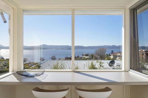 Sandcastle At Sandy Bay Perfect Location Views - Accommodation Search 1
