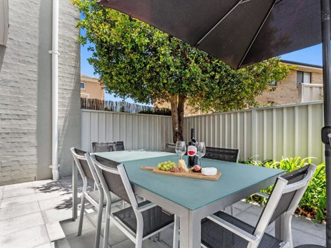 Sandcastles 7 8 Ala Moana Way - Accommodation Search 1