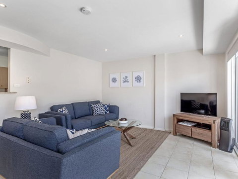 Sandcastles 7 8 Ala Moana Way - Accommodation Search 3
