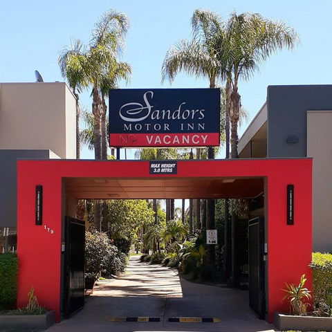 Sandors Motor Inn - Accommodation Search 0