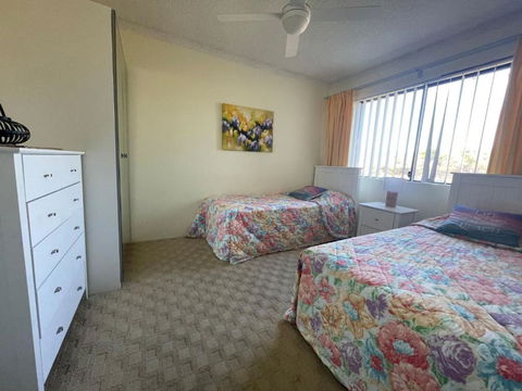 Sandpebbles 1 Pebbly Beach - Accommodation Search 3