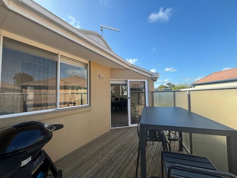 Sandpiper 10 - Close To Town And Beach - Accommodation Search 3