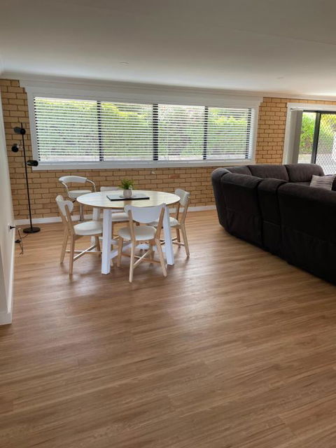 Sandstone Family Apartment - Accommodation Search 3