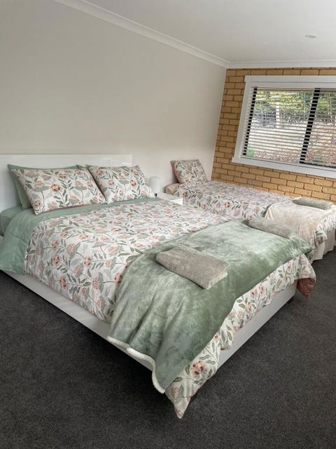 Sandstone Family Apartment - Accommodation Search 1