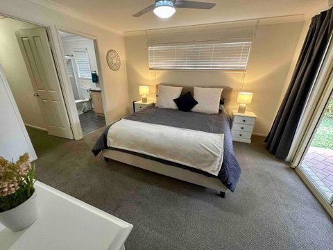 Sandstone Point And Bribie Beaches - Accommodation Search 0