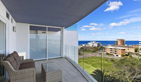 Sandy Cove Apartment The Entrance 48b - Accommodation Search 0