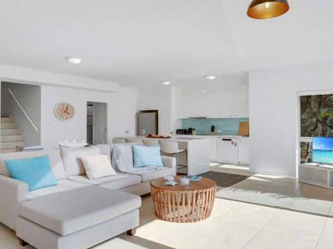Sandy Cove - Accommodation Search 2