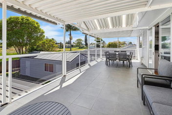 Sandy Dreams with Accommodation Search