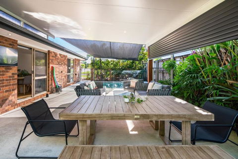 Sandy Dunes Retreat Pet-Friendly Wurtulla Home - Accommodation Search 1