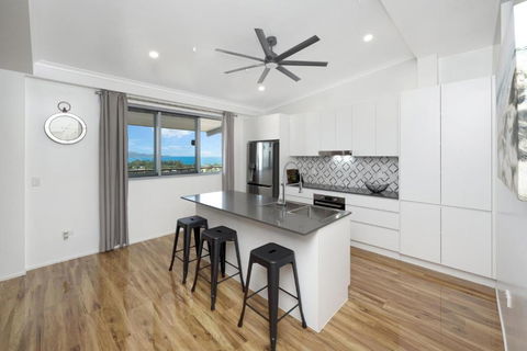 SEA-Renity On Castle Hill - Accommodation Search 3