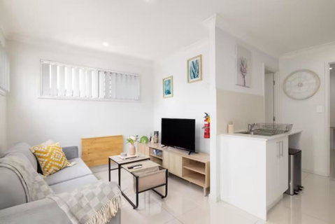 Smart Suites Self Check-in Apartments - S Freney - Accommodation Search 3