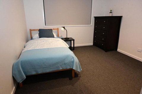 Spacious 4 Bedroom Retreat Fully Air Conditioned - Accommodation Search 1